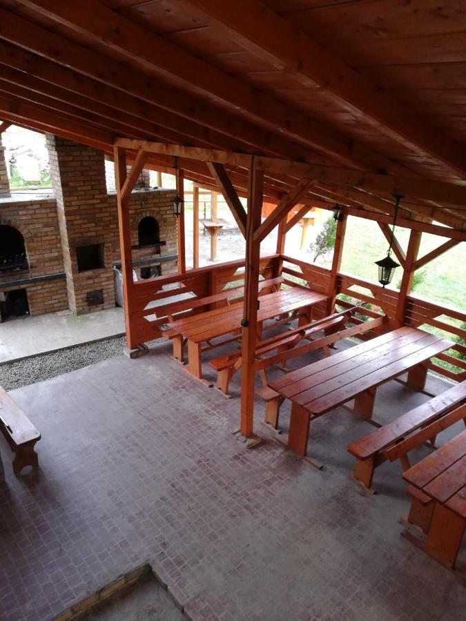 Pensiunea Colt Alb Ocolis Zewnętrze zdjęcie
